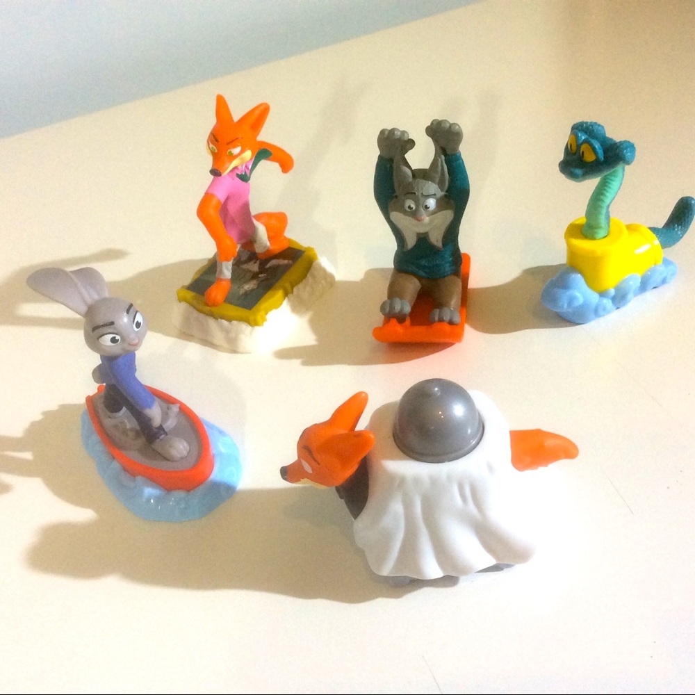 5 McDonald’s Zootopia Happy Meal Toys Wilde Fox Bunny Hopps Snake 2025